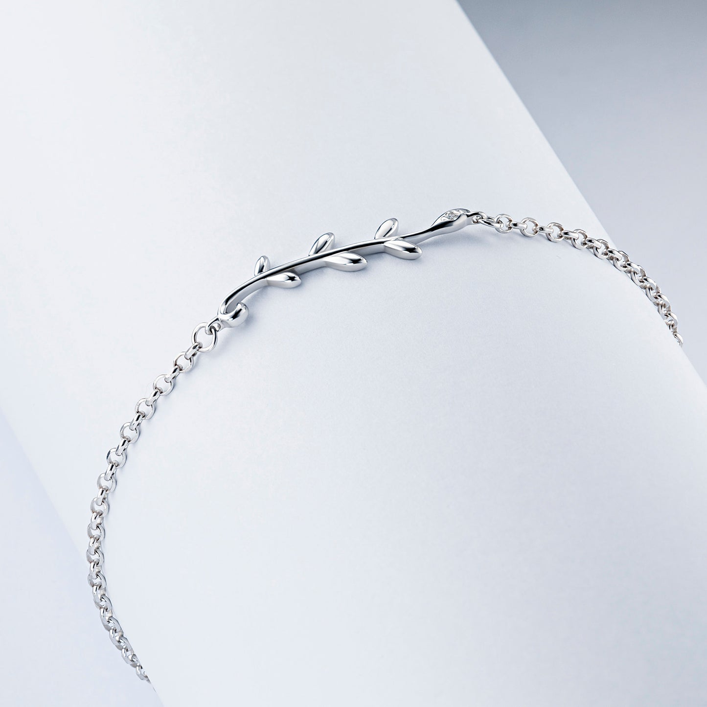 Sterling Silver Bracelet with Lab-Created Diamonds 0.010 CT.TW
