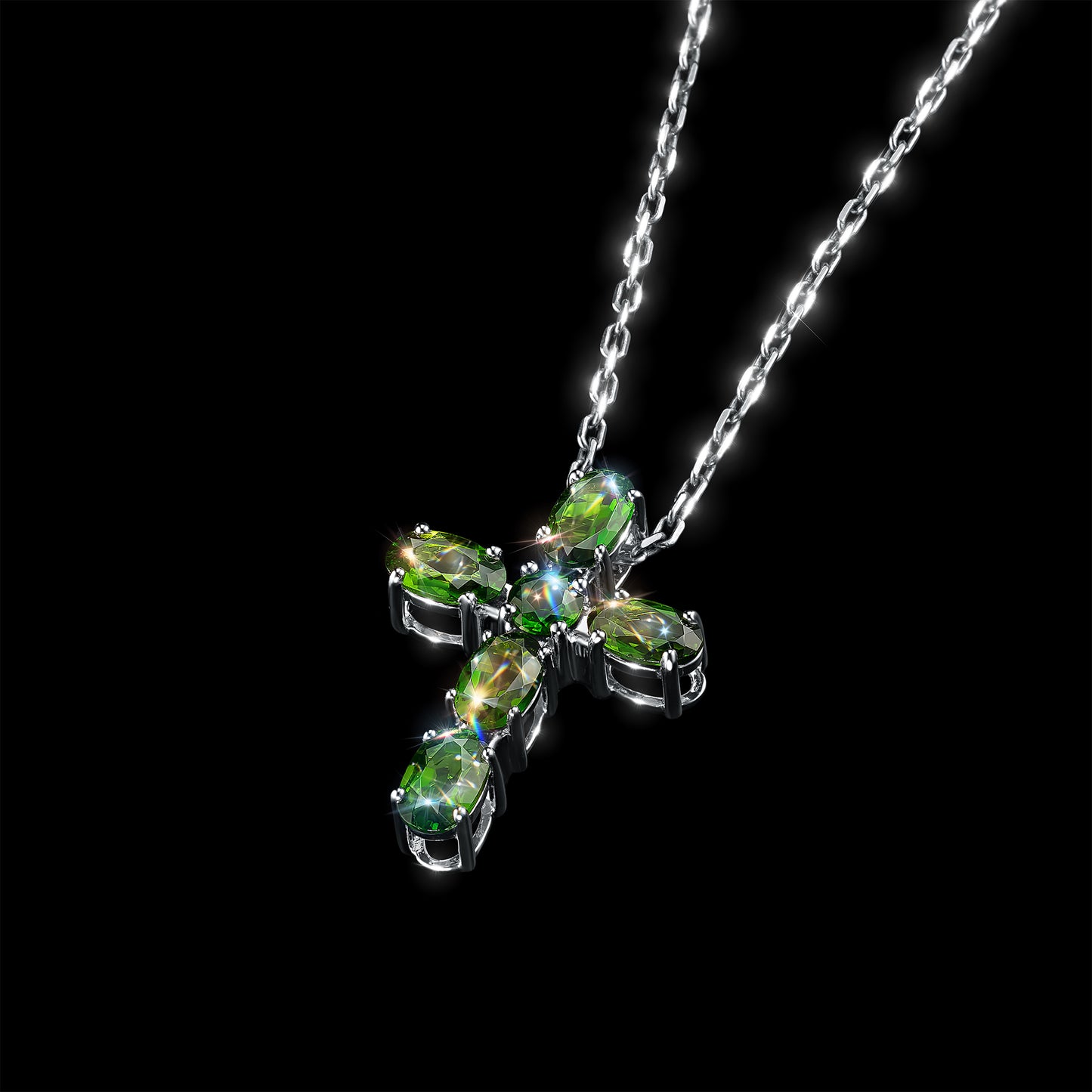 Sterling Silver Pendant with Chrome diopside 1.25 CT.TW