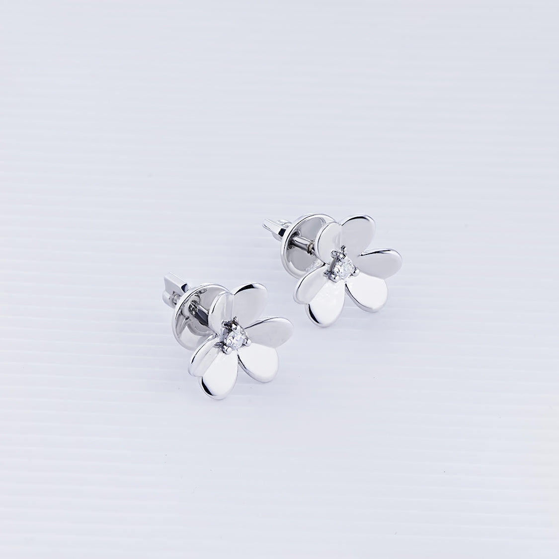 Sterling Silver Earring Studs with Lab-Created Diamonds 0.05 CT.TW