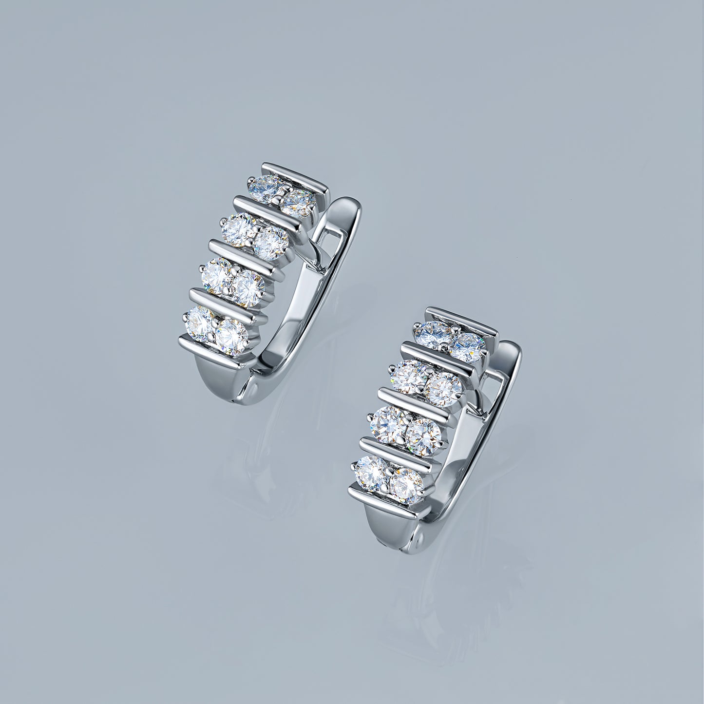 Σκουλαρίκια από ασήμι 925 με διαμάντια κατασκευασμένα σε εργαστήριο 0,710 CT.TW 