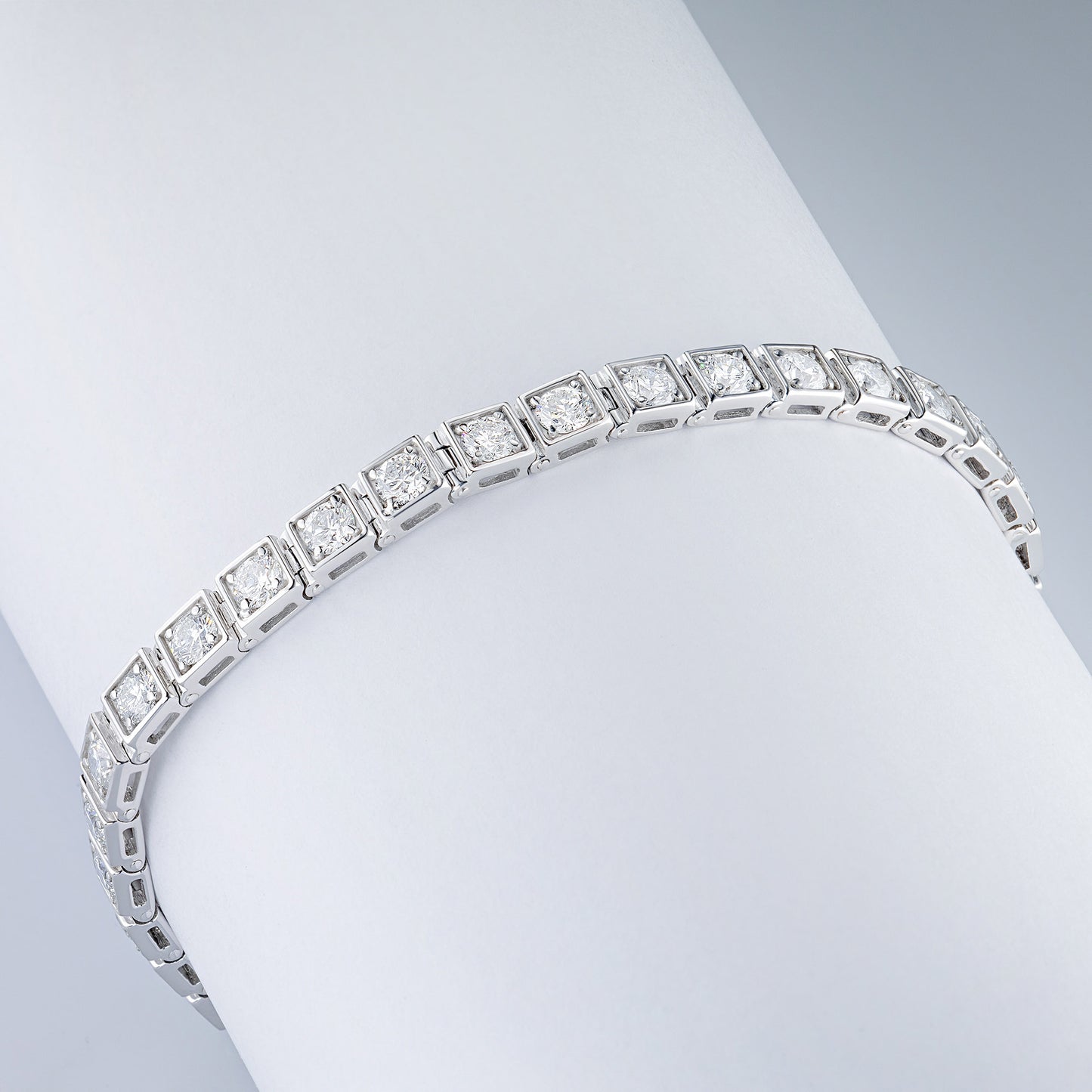 14K White Gold Bracelet with Lab-Created Diamonds 4.120 CT.TW