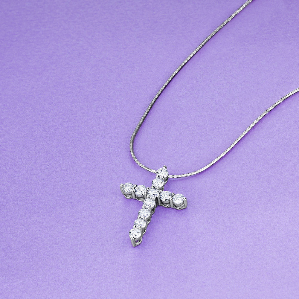 Подвеска из 14-каратного белого золота с выращенными в лаборатории бриллиантами 3,020 карата 