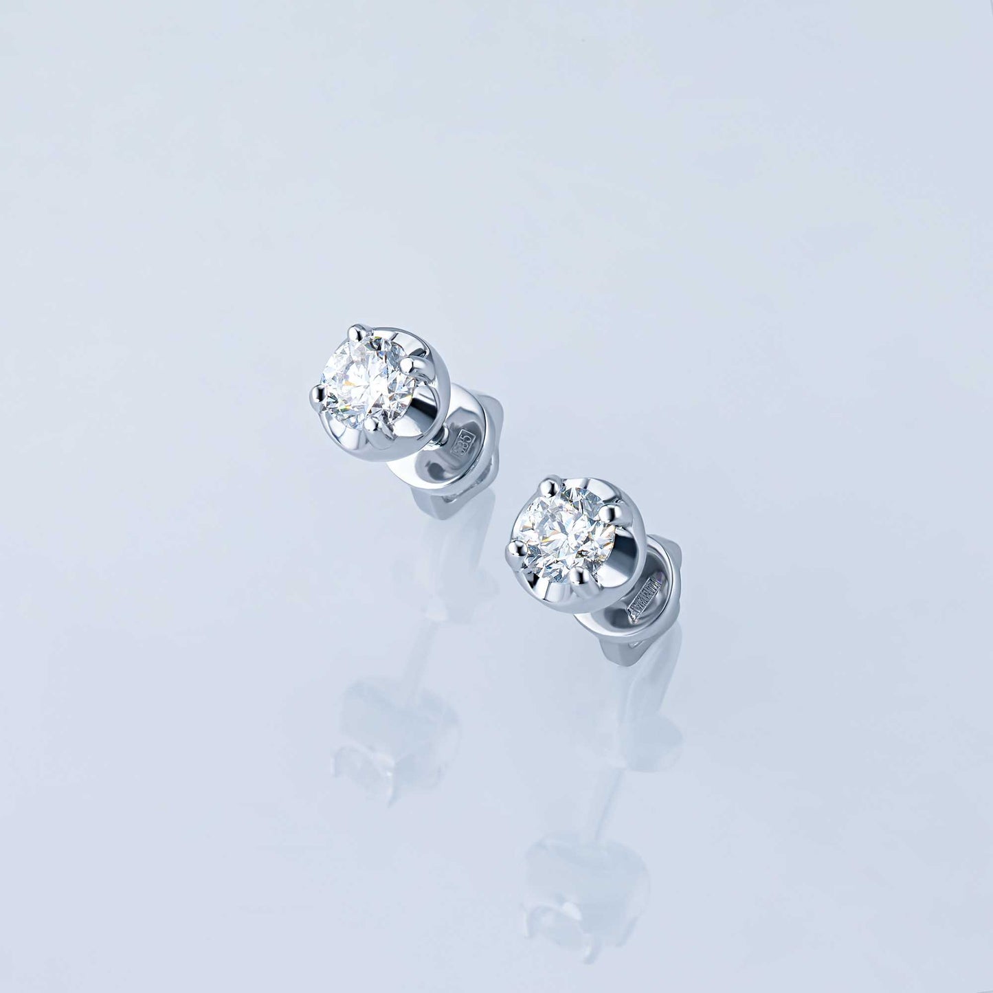 14K White Gold Earring Studs with Lab-Created Diamonds 0.890 CT.TW