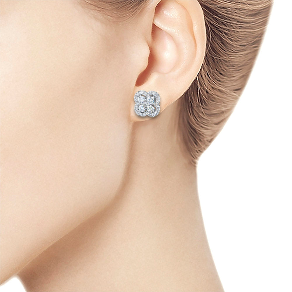 Sterling Silver Earring Studs with Lab-Created Diamonds 0.860 CT.TW