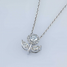 Silver pendant with grown diamonds