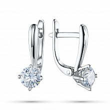 White gold earrings with grown diamonds