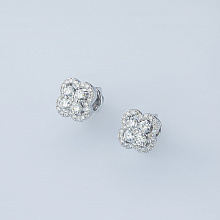 Silver stud earrings with grown diamonds
