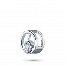 Silver pendant with grown diamond