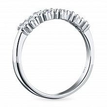 Silver ring with grown diamonds