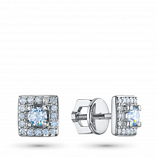 Silver stud earrings with grown diamonds