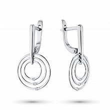 Silver earrings with grown diamonds
