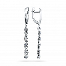 Silver earrings with grown diamonds