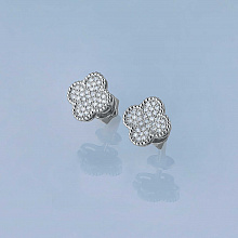 White gold stud earrings with grown diamonds