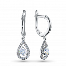 Silver earrings with grown diamonds