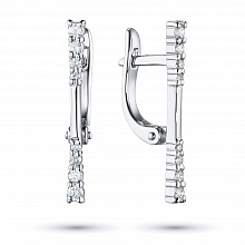 Silver earrings with grown diamonds