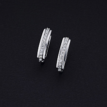 Silver earrings with grown diamonds
